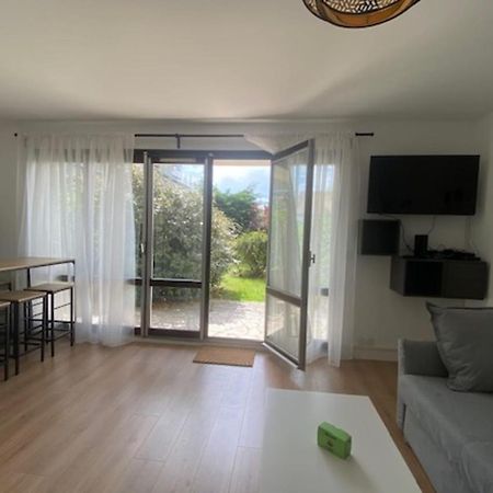 Beautiful Flat For 4 Very Closed To The Beach Кабур Екстер'єр фото
